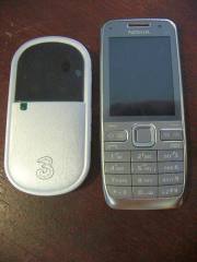 Ukuran vs Nokia E52