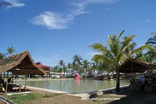 Tempat main perahu Wisata Nusantara Penibung