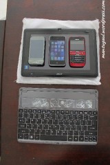 Perbandingan W500 dengan ponsel